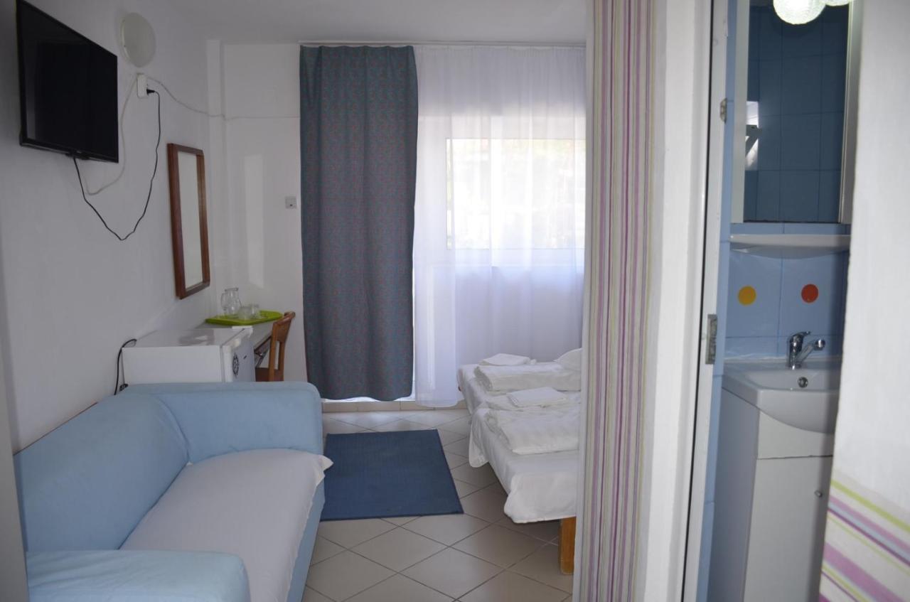 Hostel Vila Iunona *