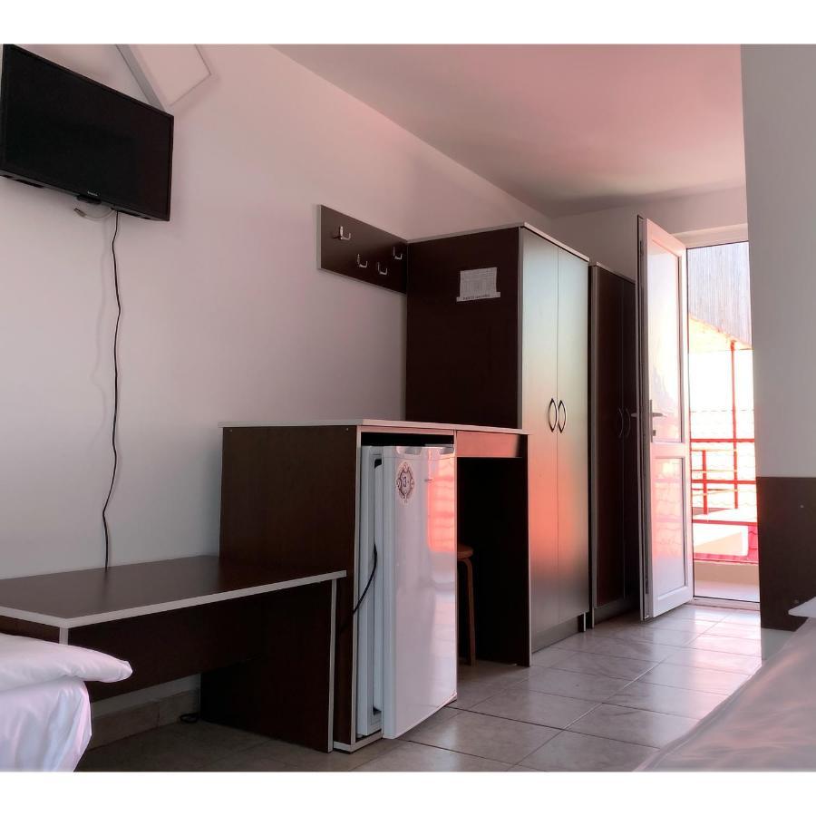 Vila Iunona Hostel Costinesti